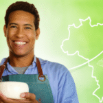 Mulher empreendedora do campo exibe queijo artesanal com Selo Arte, simbolizando o sucesso da agroindústria MEI impulsionada pela parceria Sebrae e Mapa.