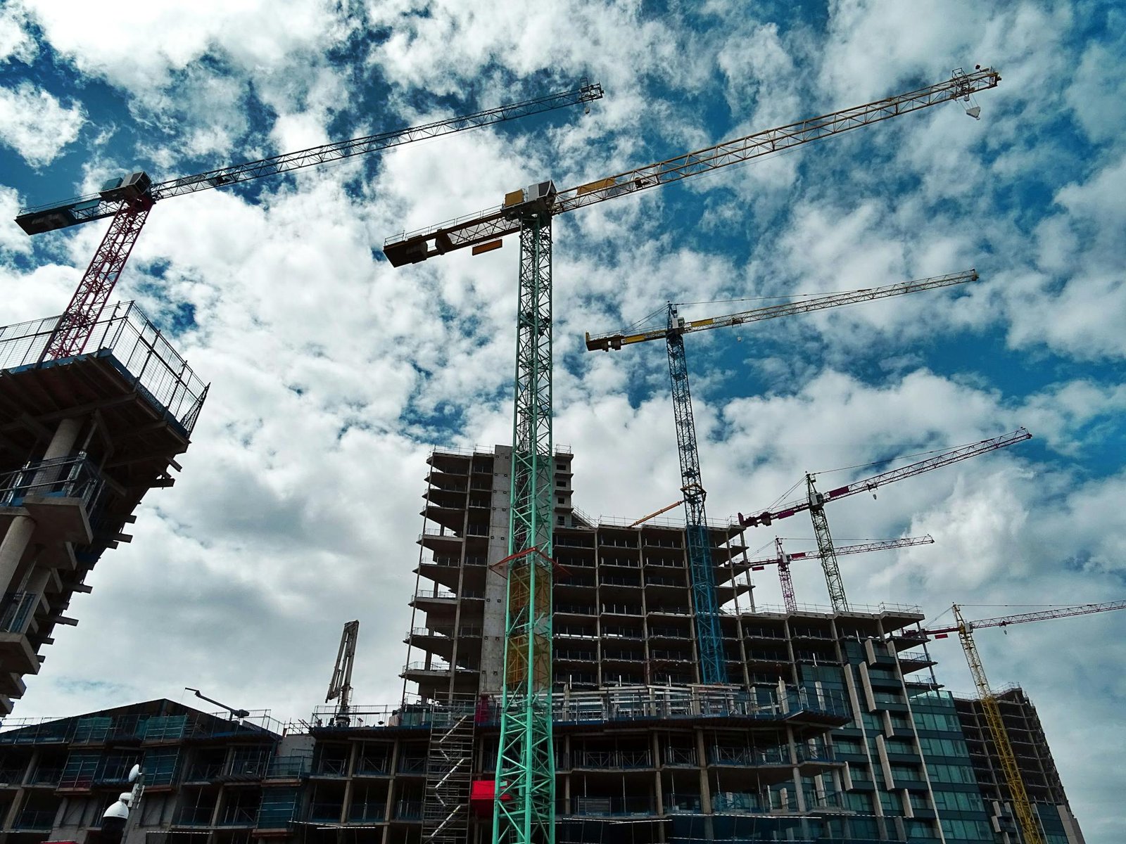 Inteligência Artificial na Construção Civil: Guia Prático de Ferramentas e Aplicações Reais